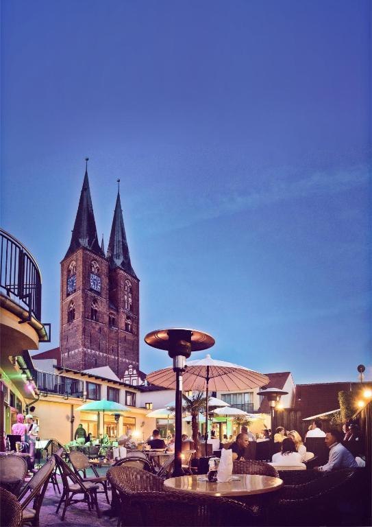 Hotel Schwarzer Adler Stendal Exterior foto
